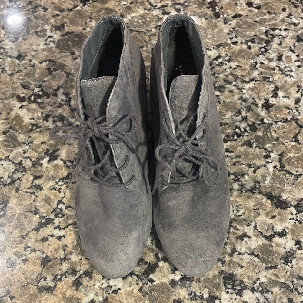 Vionic Micro Suede Wedge Booties; Gray; Women’s S… - image 1